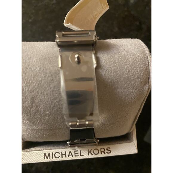 Michael Kors 3489 Silver Bracelet Watch Japan Movement Women Round Face NWT main image 7